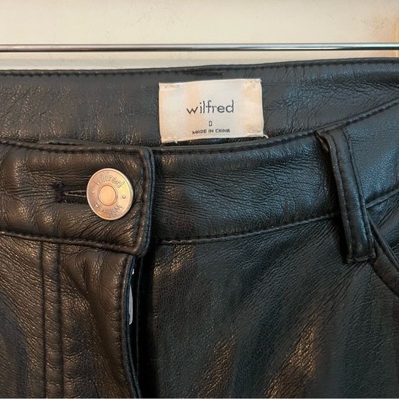 Aritizia Wilfred Melina Vegan Leather Black Pants - Picture 5 of 11